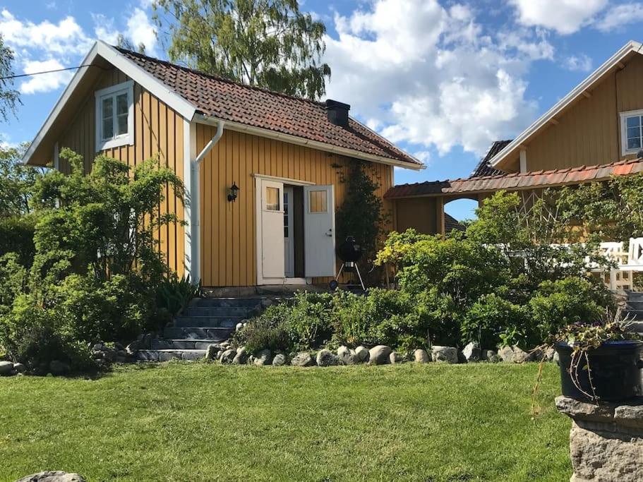Cozy Lodge At Horse Farm With Lake And Sauna Holo  Eksteriør billede